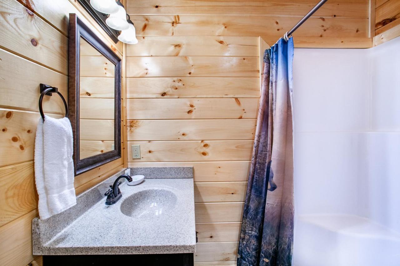 Swimming Bears Lodge 1 With Indoor Pool And Hot Tub Пиджен Фордж Екстериор снимка